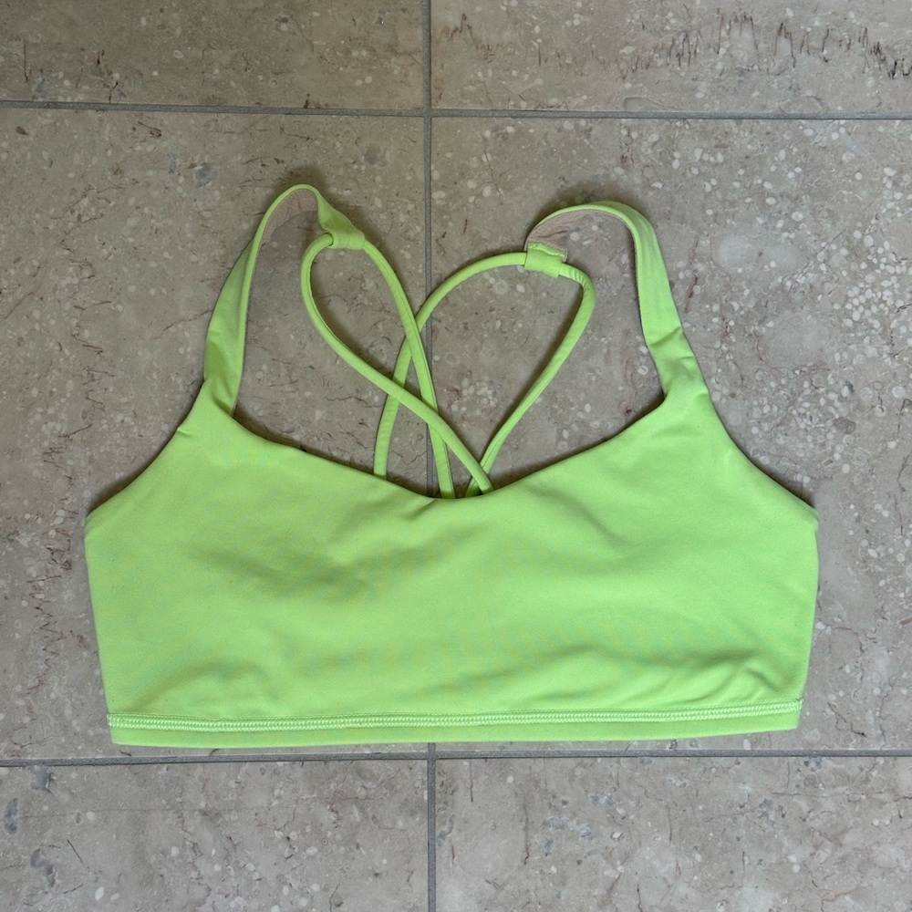 Lululemon Free to Be Bra - size 6